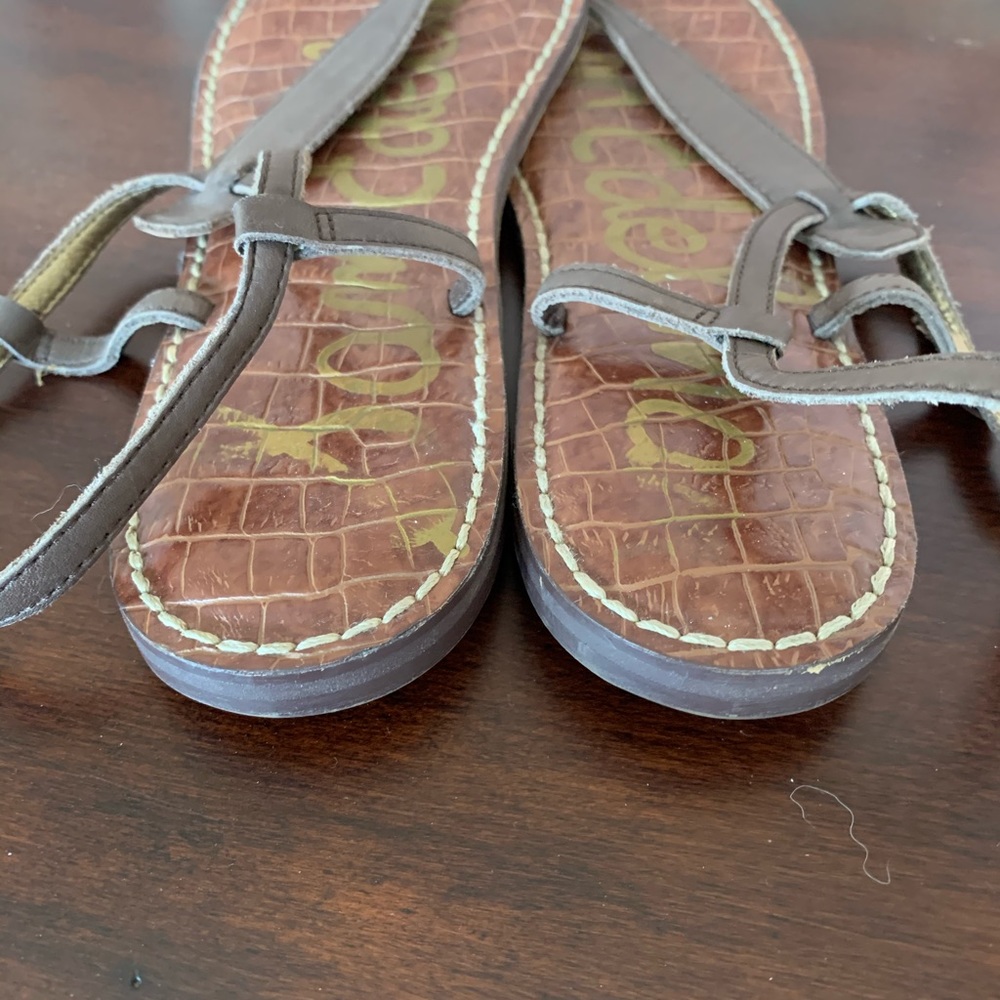 Sandals - Picture 3 of 4